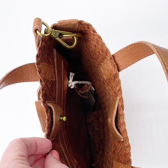 Madewell Small Transport Woven Leather Crossbody - Picture 8 of 8